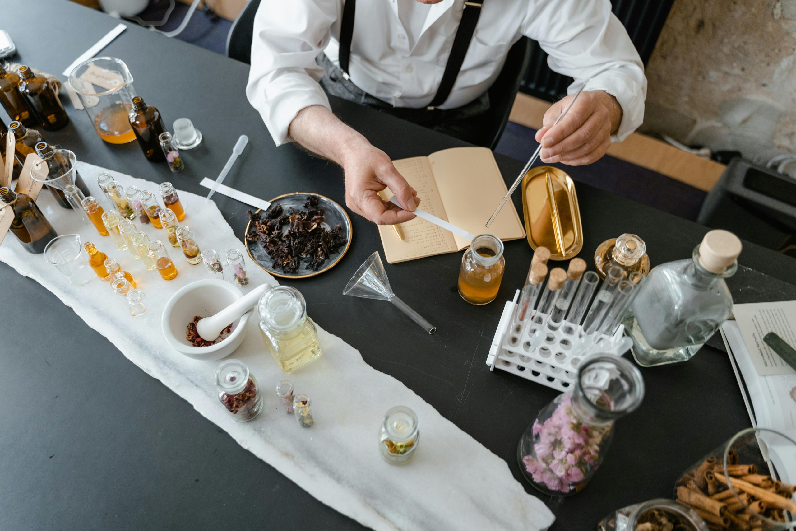 Création marque cosmétique laboratoire guide complet
