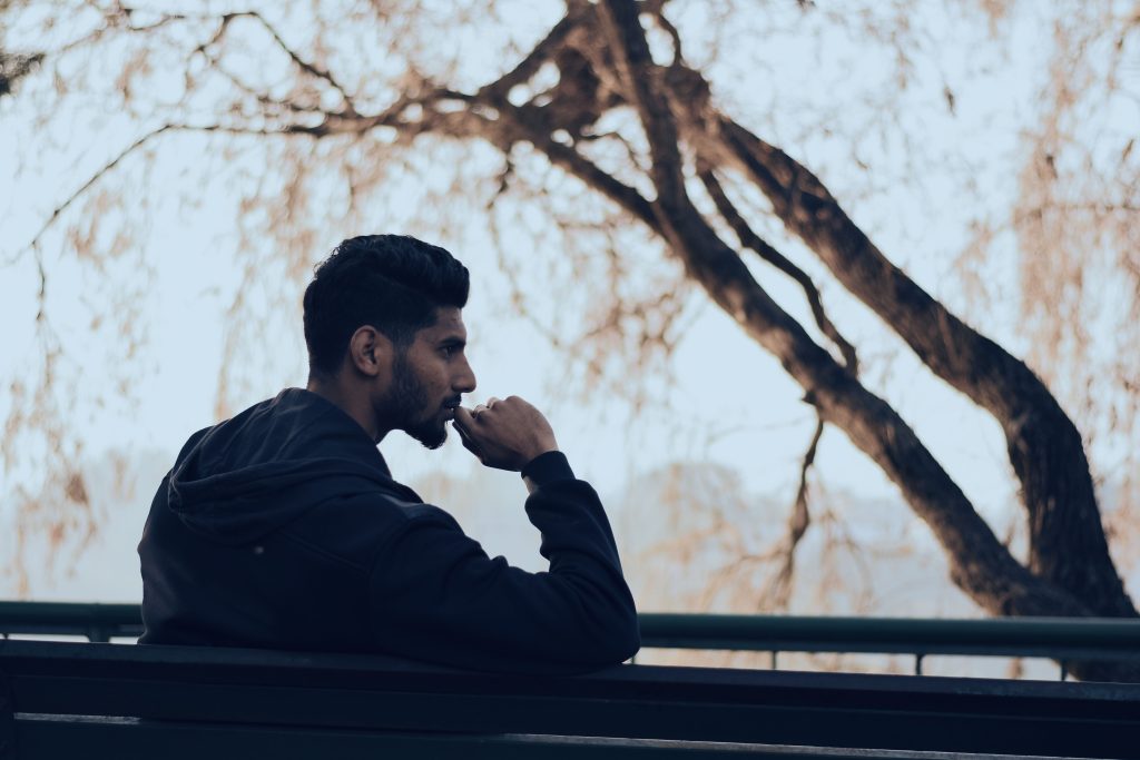 Quels sont les vrais signes qu&rsquo;il aime encore son ex ?
