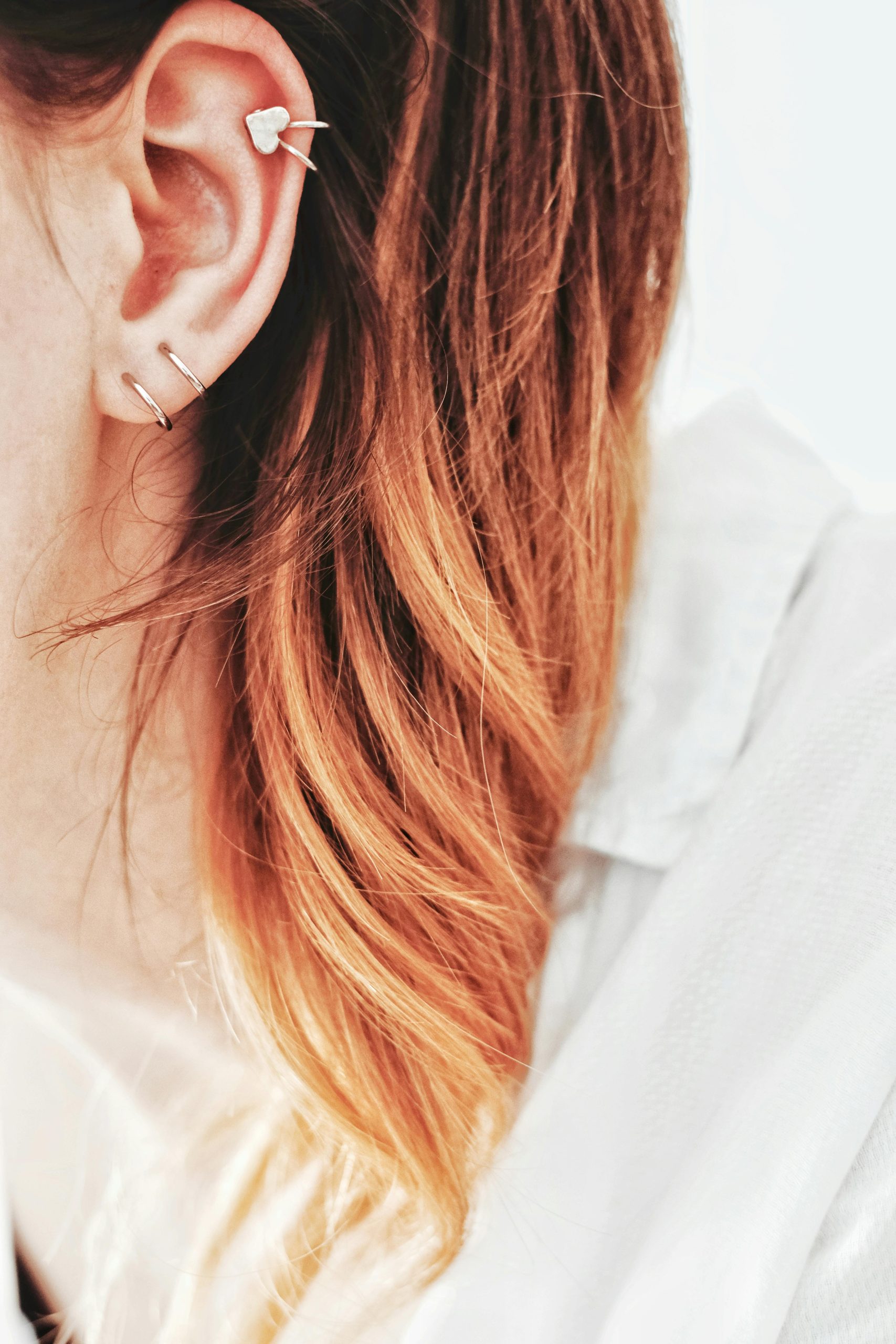 Temps cicatrisation piercing cartilage oreille douleur